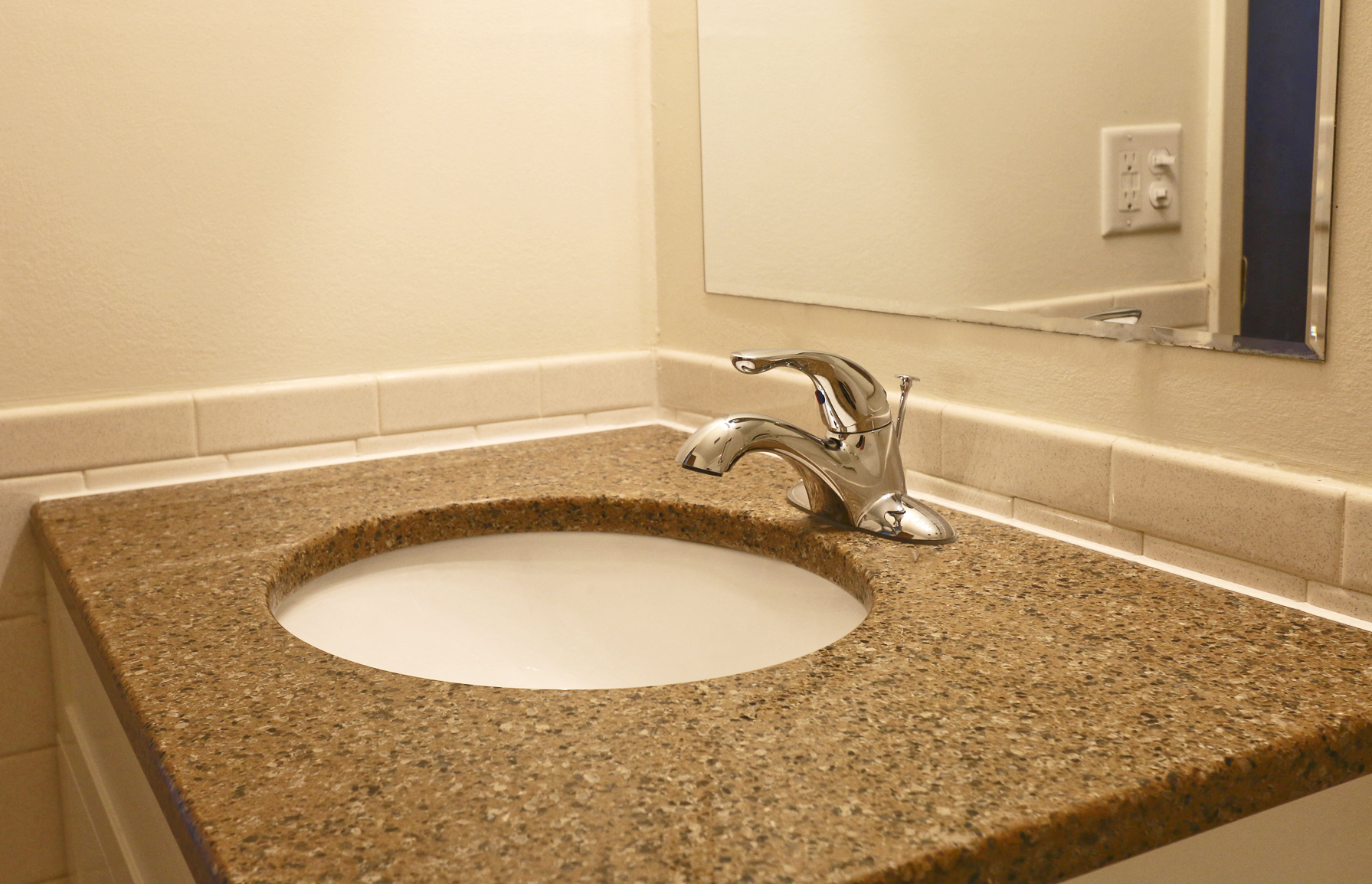 Cedar Manor Apartments Image 10